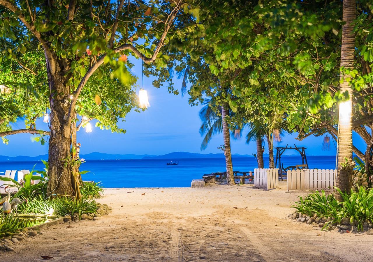 ラチャ アイランド リゾート ラヤブリ ラチャヤイ島 エクステリア 写真
